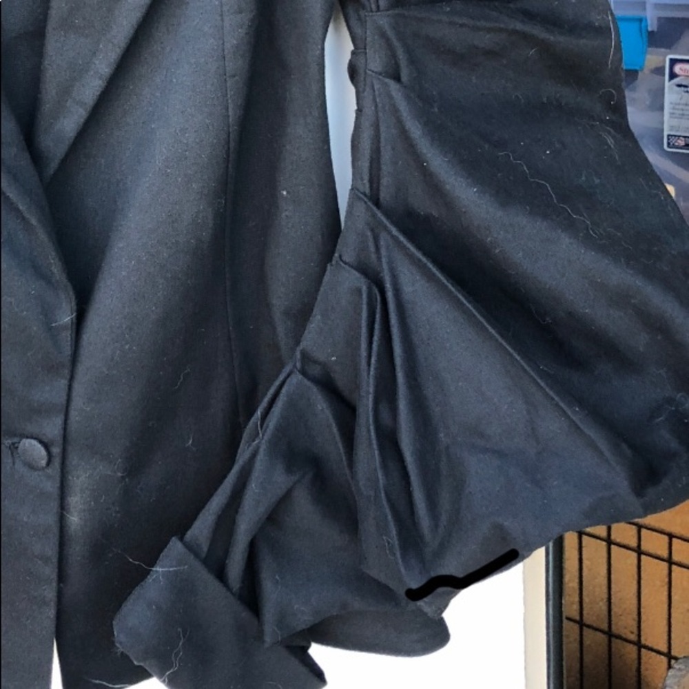 Black Jacket - Picture 3 of 5
